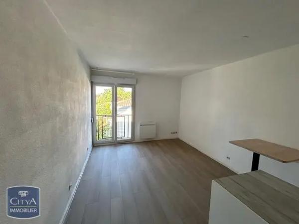 Appartement à louer 1 pièce 21.75m² Talence (33400)