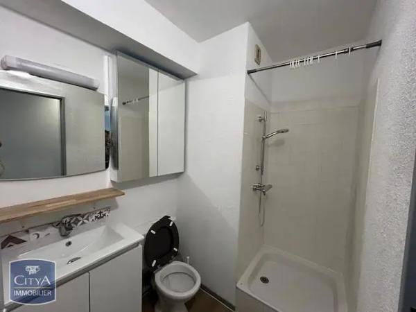 Appartement à louer 1 pièce 21.75m² Talence (33400)