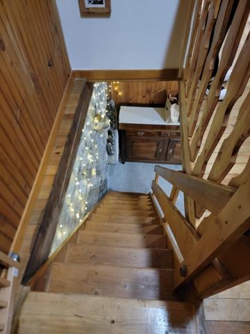 Maison sur 3 etages, 12 couchages une cave de 20 m2