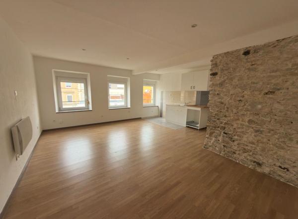 APPARTEMENT T4 EN TRIPLEX BOULAY MOSELLE