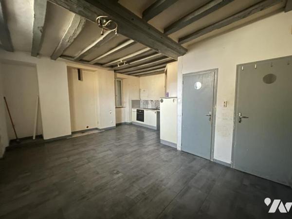 MAISON de 49m² sans jardin au coeur de BEAUMONT SUR SARTHE