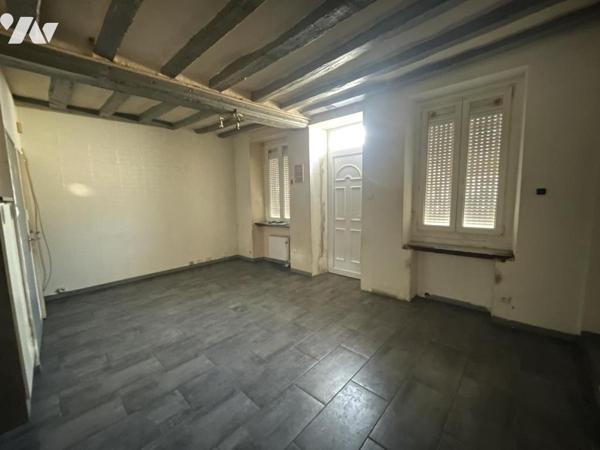 MAISON de 49m² sans jardin au coeur de BEAUMONT SUR SARTHE