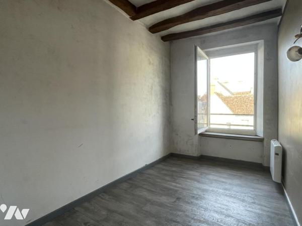 MAISON de 49m² sans jardin au coeur de BEAUMONT SUR SARTHE