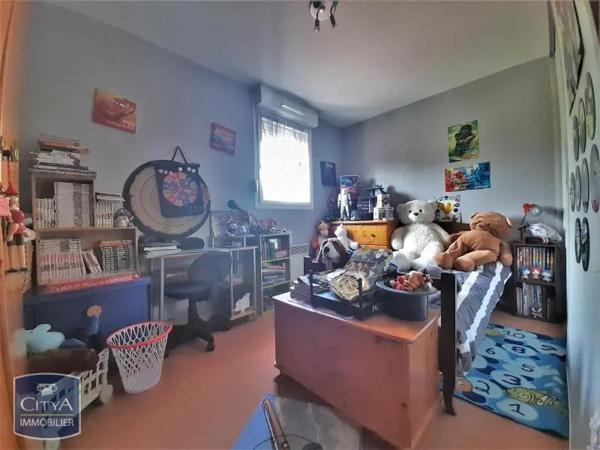 Maison à louer 4 pièces 87.38m² Riorges (42153)