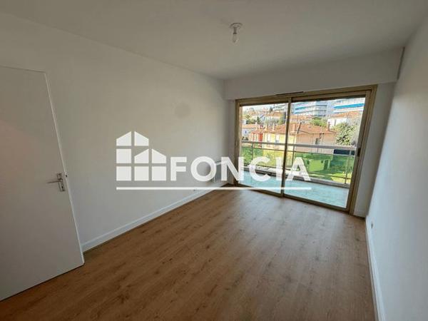 Location Appartement 2 pièces 58.51 m² - 28 BD GAMBETTA Le Cannet 06110