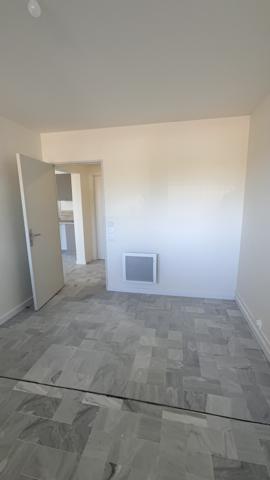À louer – Bel appartement T2 de 51 m² avec terrasse et parking – Marseille 12e (Frais réduits)