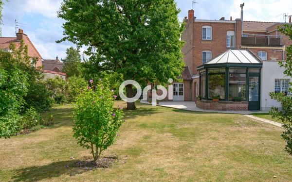 Maison à vendre    6 pièces • 172 m2 Armentières