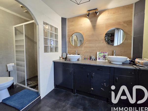 Maison à vendre 6 pièces 114,4 m² Laudun-l'Ardoise