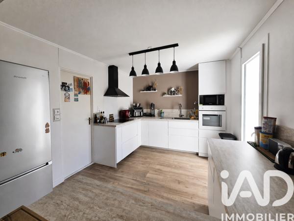 Maison à vendre 6 pièces 114,4 m² Laudun-l'Ardoise