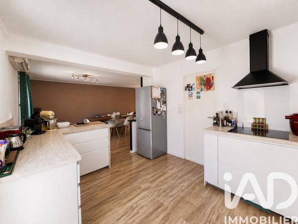 Maison à vendre 6 pièces 114,4 m² Laudun-l'Ardoise