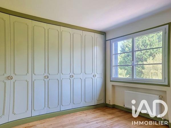 Maison à vendre 12 pièces 240,18 m² Saint-Georges-sur-Baulche