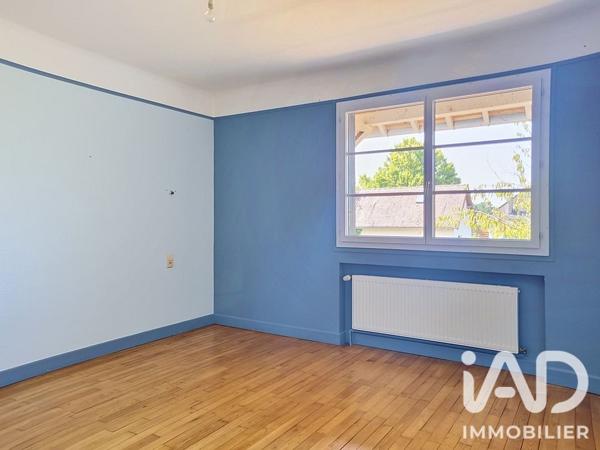Maison à vendre 12 pièces 240,18 m² Saint-Georges-sur-Baulche