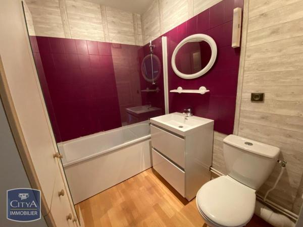 Appartement à louer 1 pièce 32.48m²