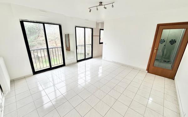Appartement à vendre    1 pièce • 28,50 m2 Sevran