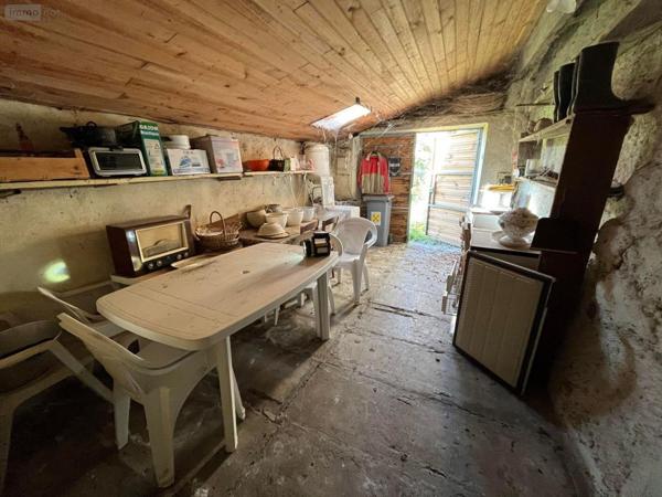 Maison à vendre à Ydes dans le Cantal (15210), ref : 86T-15029