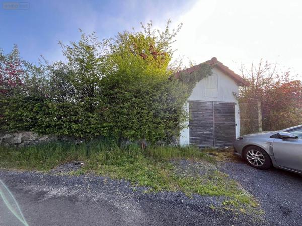 Maison à vendre à Ydes dans le Cantal (15210), ref : 86T-15029