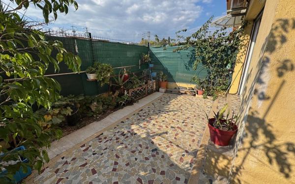 Appartement à vendre    1 pièce • 45 m2 Cagnes-sur-Mer