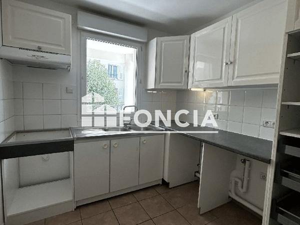 Location Appartement 3 pièces 67.7 m² - 30 RUE GENEVIEVE COUTURIER Rueil Malmaison 92500