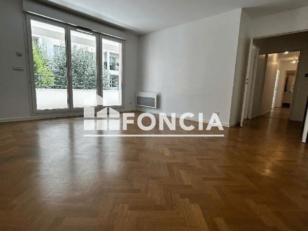 Location Appartement 3 pièces 67.7 m² - 30 RUE GENEVIEVE COUTURIER Rueil Malmaison 92500