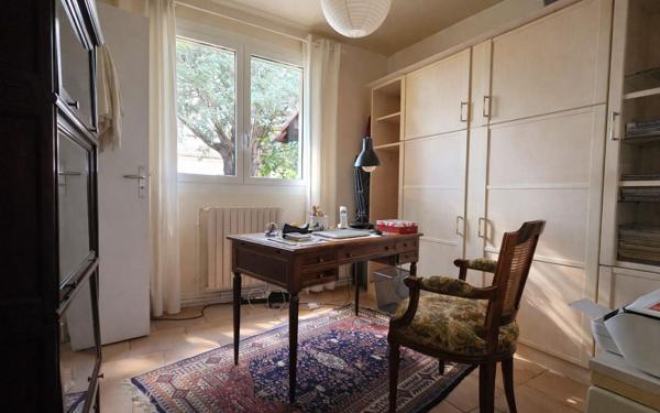 Maison à vendre    5 pièces •  Villeneuve-lès-Avignon