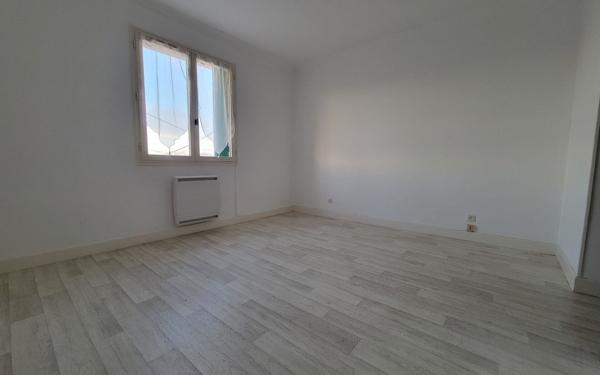 Appartement à louer    4 pièces •  Saint-Benoît-sur-Loire