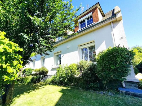 Maison de ville à Mayenne