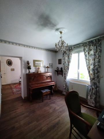 Maison de ville à Mayenne