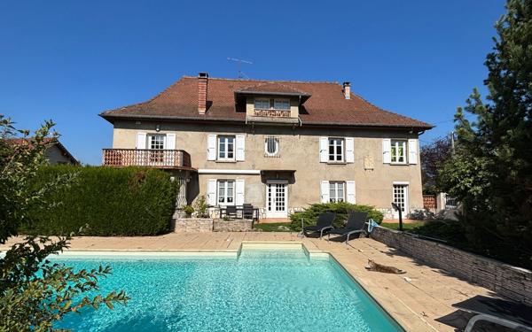 Maison à vendre    7 pièces • 201 m2 Dolomieu