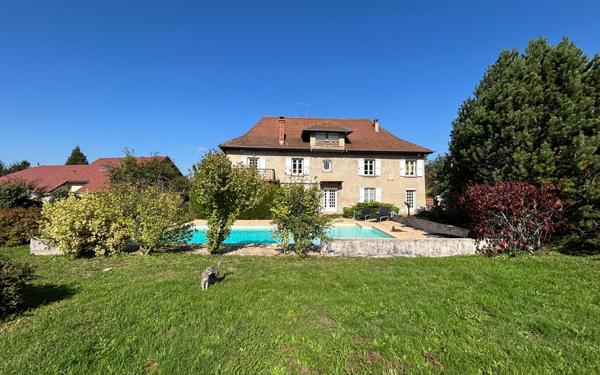 Maison à vendre    7 pièces • 201 m2 Dolomieu