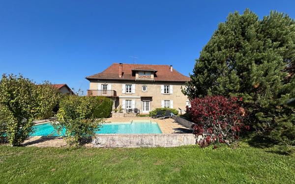 Maison à vendre    7 pièces • 201 m2 Dolomieu