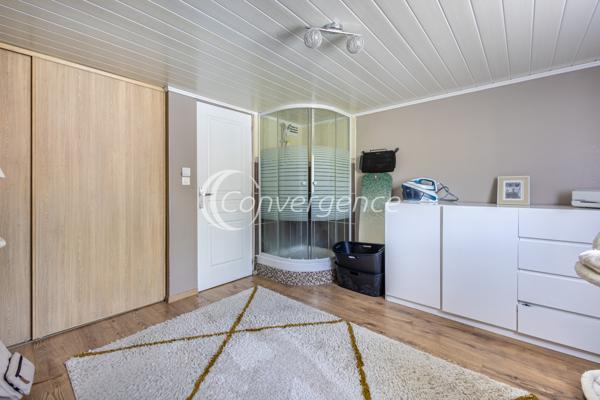 Maison
                                                                                                                                                                                                                                                                                                                        6 pièce(s)                                                                                                                                                                                                          4 chambre(s)                                                                                                                                                                                                          120  m²