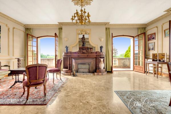 maison de caractère de 183 m² avec dépendances et fort potentiel sur plus de 9 000 m² de terrain.