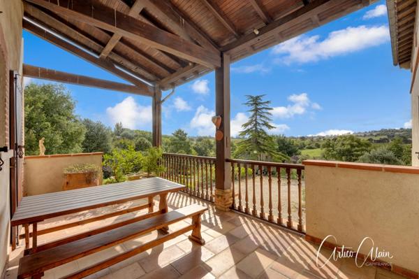 maison de caractère de 183 m² avec dépendances et fort potentiel sur plus de 9 000 m² de terrain.