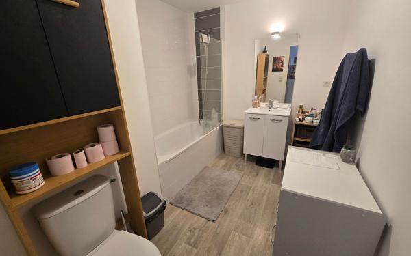 Appartement à vendre    2 pièces • 43,77 m2 Brest