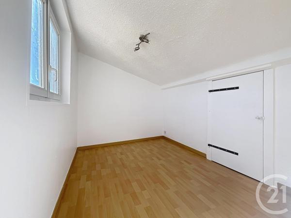 Appartement F2 à vendre  2 pièces - 40,15 m2 FREJUS - 83