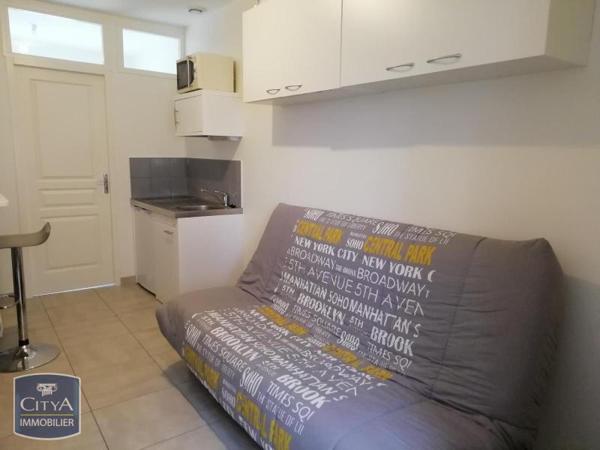 Appartement à louer 1 pièce 14.36m² Laval (53000)