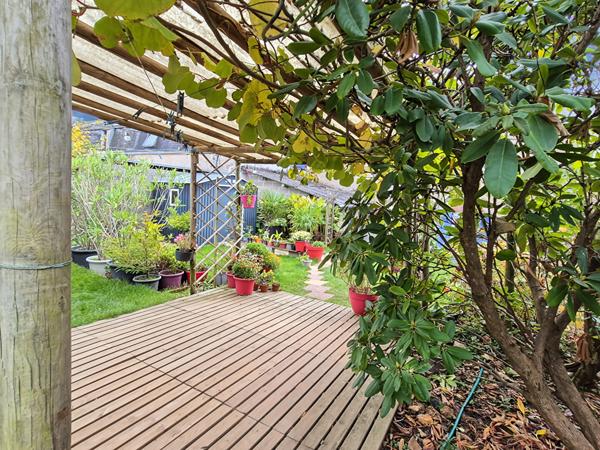 Maison 100 m² habitables avec jardin