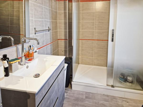 Maison 100 m² habitables avec jardin