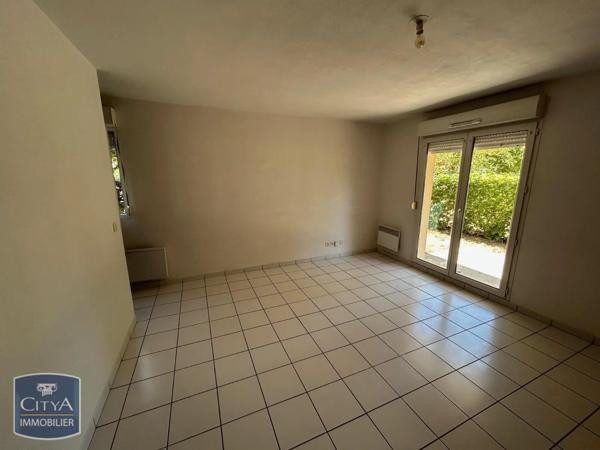 Appartement à louer 2 pièces 48.5m² Val-de-Reuil (27100)