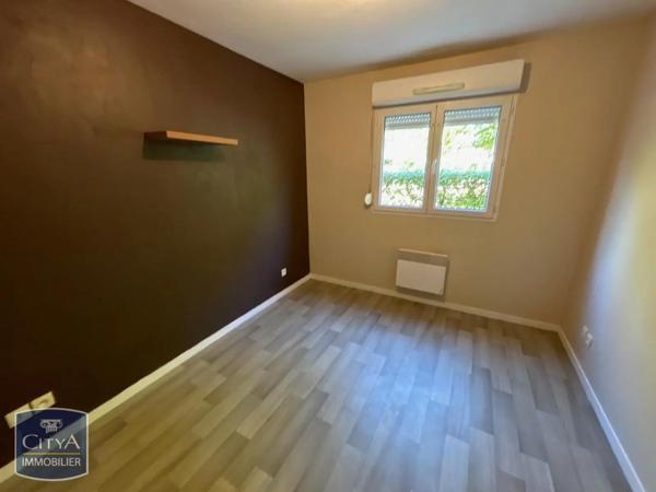 Appartement à louer 2 pièces 48.5m² Val-de-Reuil (27100)