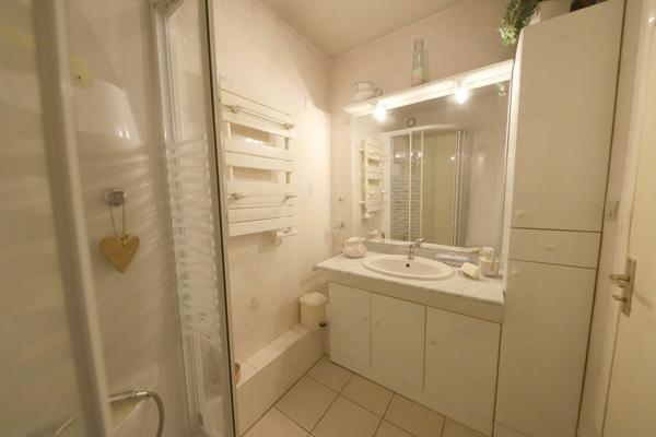 Appartement à vendre    4 pièces • 81 m2    Montpellier