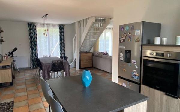 Maison à vendre    5 pièces • 143,23 m2 Rochefort