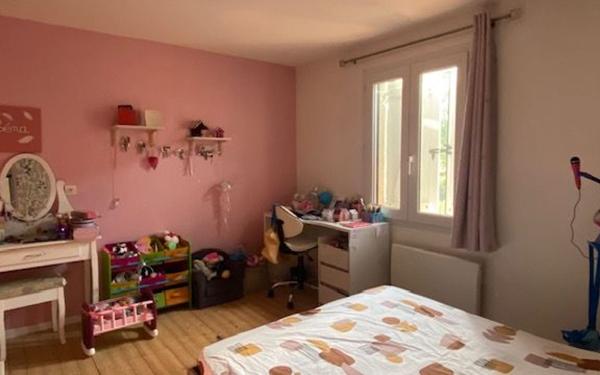 Maison à vendre    5 pièces • 143,23 m2 Rochefort