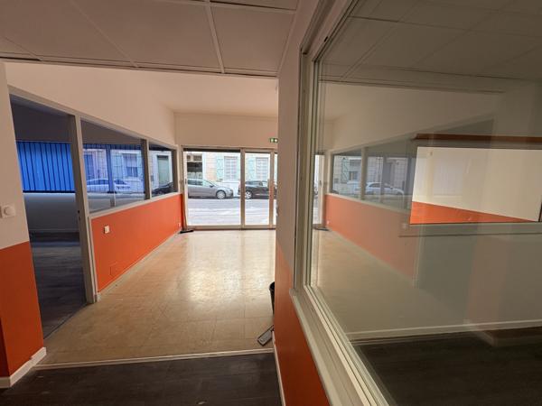 Marseille (13005) Local commercial - 340m2 - 6 Stationnements - Marseille 5ème