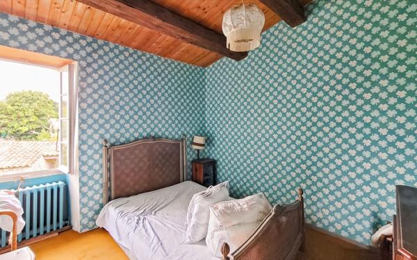 Maison à vendre    8 pièces •  Le Bois-Plage-en-Ré