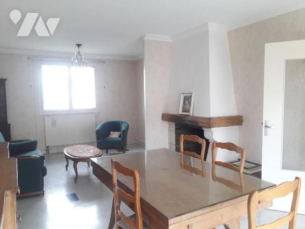 Maison à vendre à Saint-Aignan (41110) en Loir-et-Cher (41)

Maison à vendre sur la commune d...