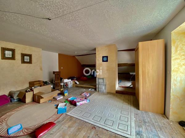 Maison à vendre    4 pièces •  Scey-sur-Saône-et-Saint-Albin