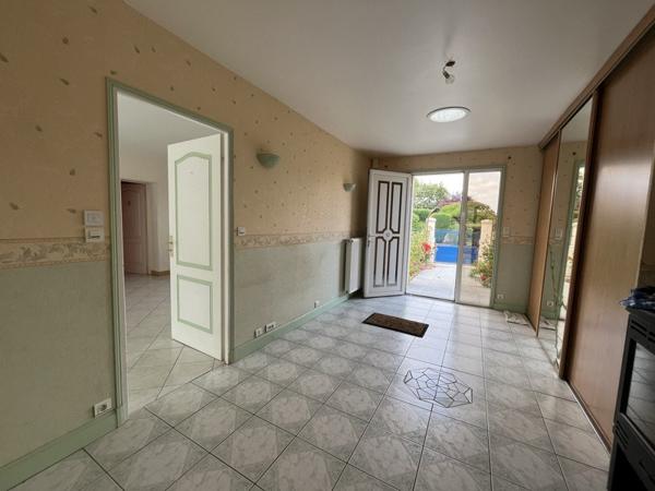Maison à vendre 192 240 € Confolens 5 p 137 m² DPE C