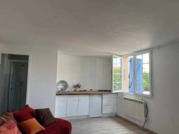 Maison à vendre 192 240 € Confolens 5 p 137 m² DPE C
