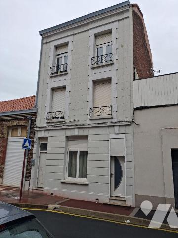 A VENDRE EXCLUSIVITE 
idéalement situé a proximité immédiate du centre ville de calais et de t...